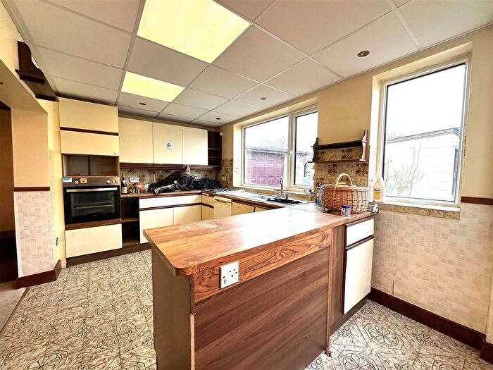2 Bedroom Cottage For Sale In Longmeanygate, Midge Hall, Leyland, PR26