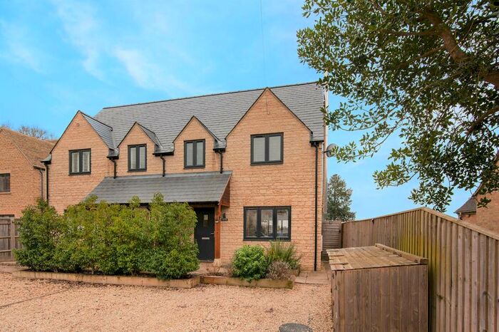 3 Bedroom Semi-Detached House To Rent In Akeman Street, Combe, Witney, Oxfordshire, OX29