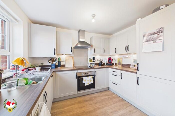 3 Bedroom Semi-Detached House To Rent In Sniggs Field Avenue, Winnycroft, GL4