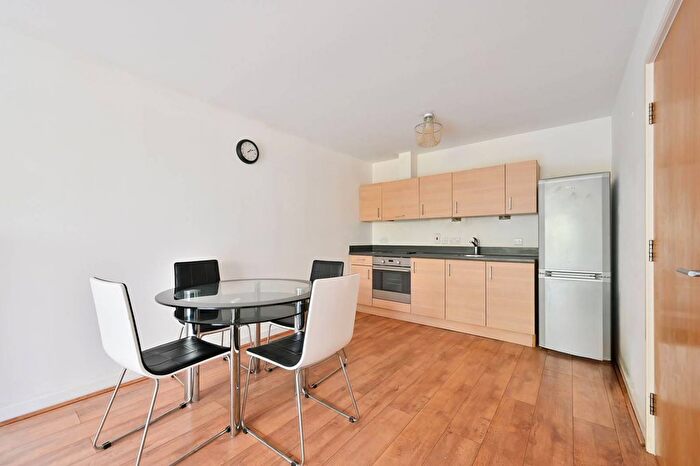 1 Bedroom Flat To Rent In Heritage Avenue, Colindale, London, NW9