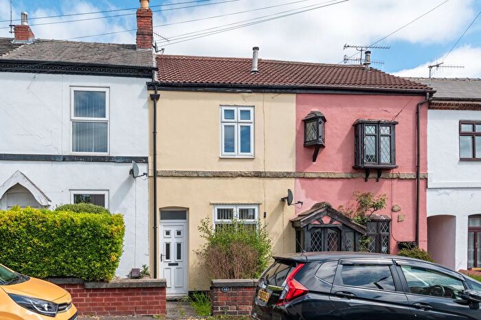 2 Bedroom Terraced House For Sale In Princess Road, Dronfield, S18