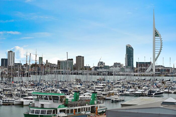 2 Bedroom Flat For Sale In Jacana Court, Rope Quays, Gosport, Hampshire, PO12