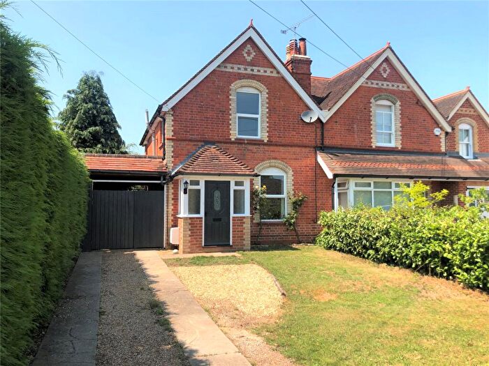 3 Bedroom Semi-Detached House To Rent In Baskerville Road, Sonning Common, Reading, Berkshire, RG4