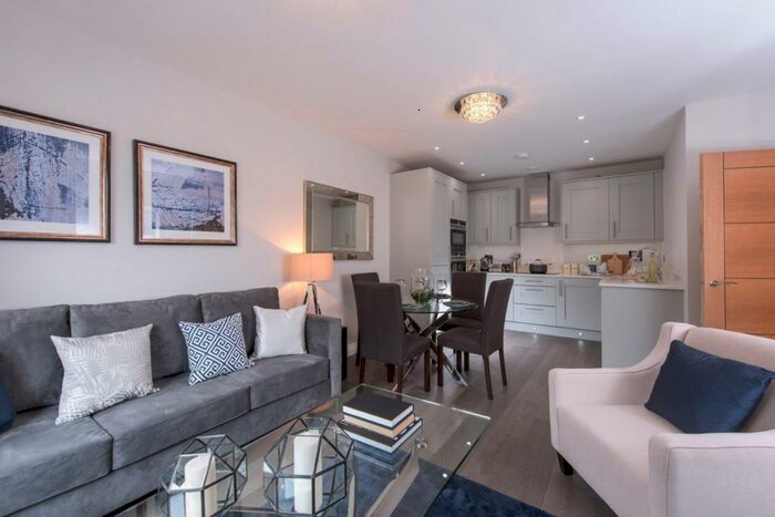 2 Bedroom Apartment To Rent In Sandalwood Lodge, Imperial Road, Windsor, Berkshire, SL4