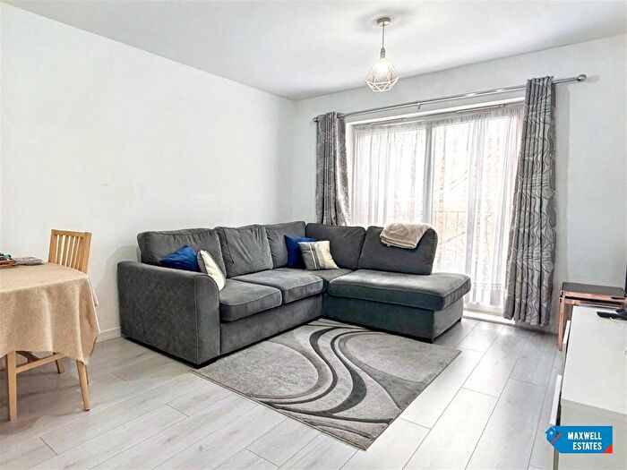 2 Bedroom Flat For Sale In Fortune Avenue, Bolota Court, Edgware, HA8