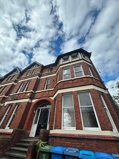1 Bedroom Flat To Rent In Aigburth Road, Liverpool, L17