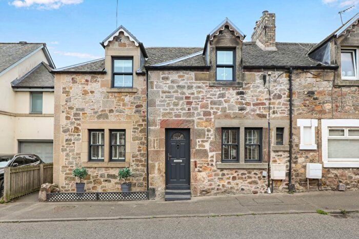 3 Bedroom End Of Terrace House For Sale In Edmonstone Road, Danderhall, EH22