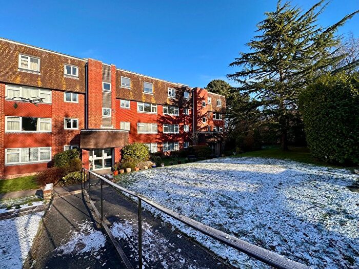 2 Bedroom Property For Sale In St Marks Close, Bexhill-On-Sea, TN39