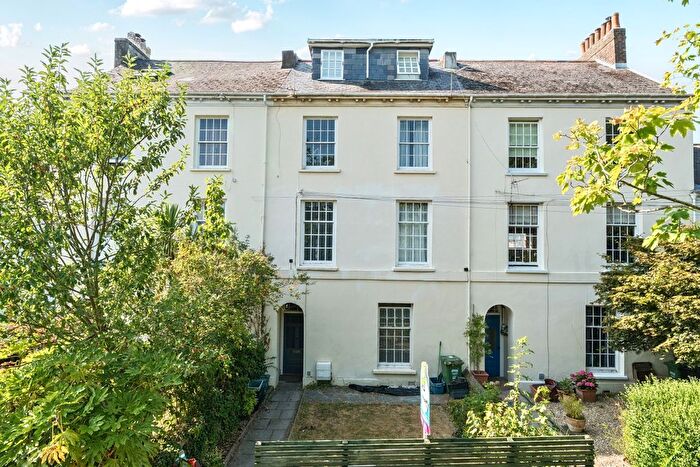 2 Bedroom Flat For Sale In Barbican Terrace, Barnstaple, Devon, EX32