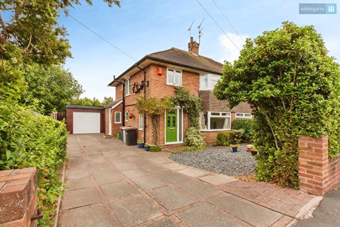 3 Bedroom Semi Detached House For Sale In Queens Drive, Nantwich, CW5