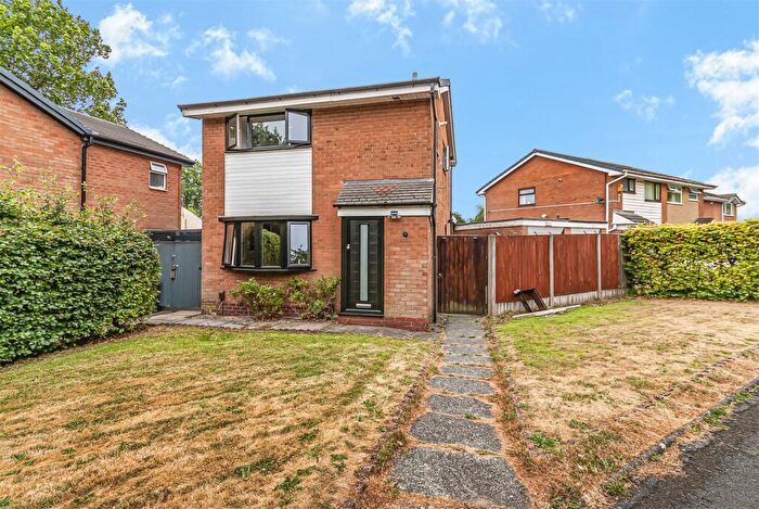 3 Bedroom Detached House For Sale In Bembridge Drive, Bolton, BL3
