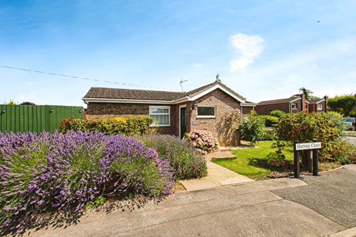 3 Bedroom Bungalow For Sale In Yorke Way, Ely, Cambridgeshire, CB6