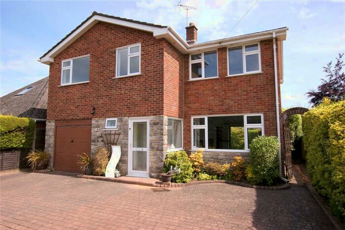 4 Bedroom Detached House To Rent In Abbotsbury Road, Broadstone, Dorset, BH18