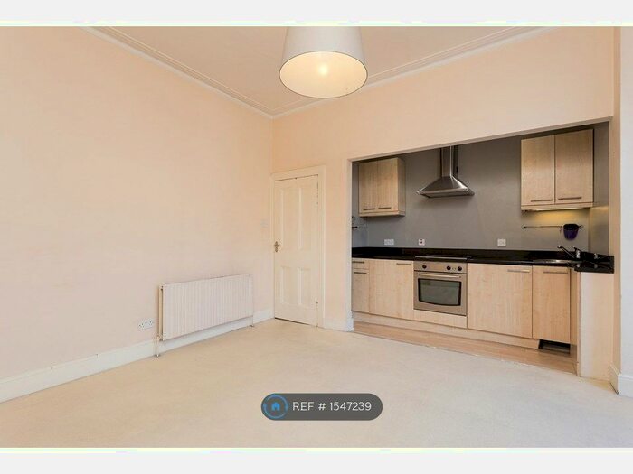 2 Bedroom Flat To Rent In Hetley Road, London, W12