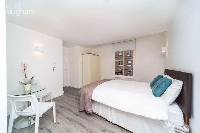 Studio To Rent In Buckingham Place, Brighton, East Sussex, BN1