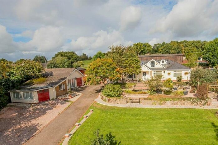 4 Bedroom Detached House For Sale In Woodlands Bungalow, Coombesend Road, Kingsteignton, TQ12