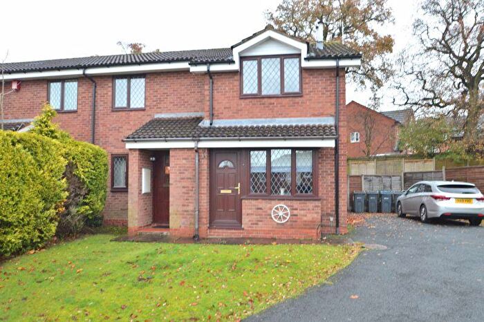 2 Bedroom Flat To Rent In Ockam Croft, Northfield, B31