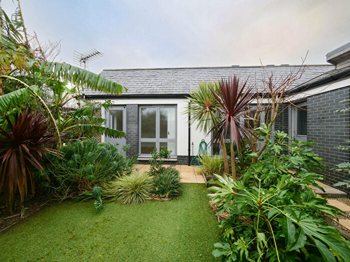 2 Bedroom Detached Bungalow For Sale In Hopton Close, Bude, EX23