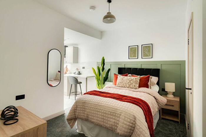 1 Bedroom House Of Multiple Occupation To Rent In Faringdon Road, Swindon, Wiltshire, SN1