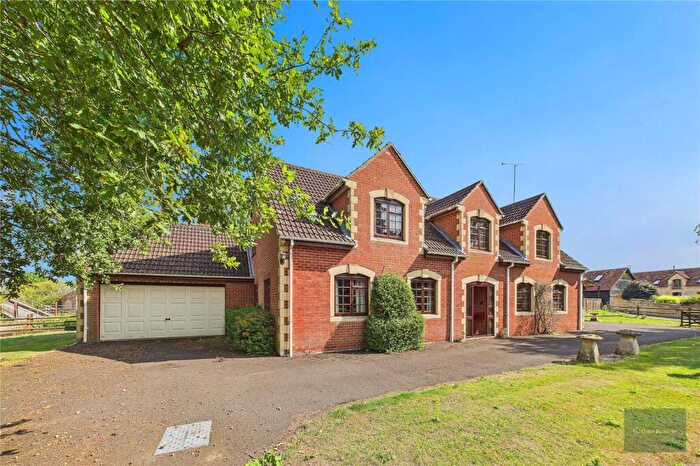 4 Bedroom Detached House For Sale In Main Street, Trowbridge, BA14