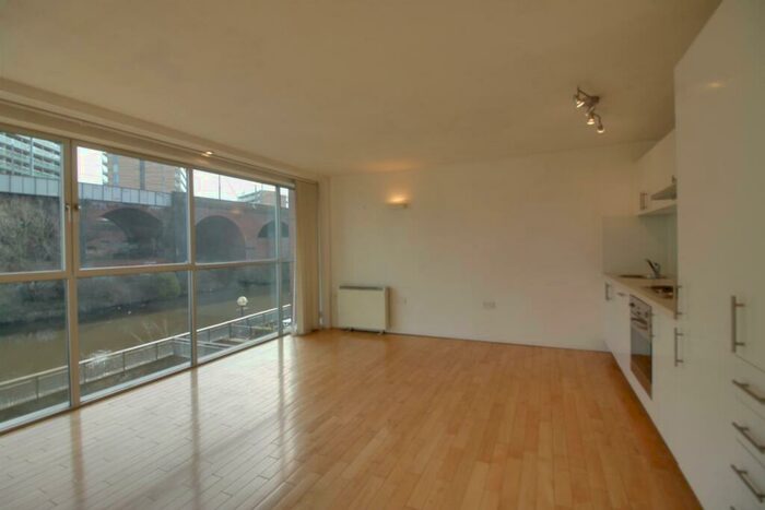 2 Bedroom Apartment To Rent In South Hall Street, Salford, M5