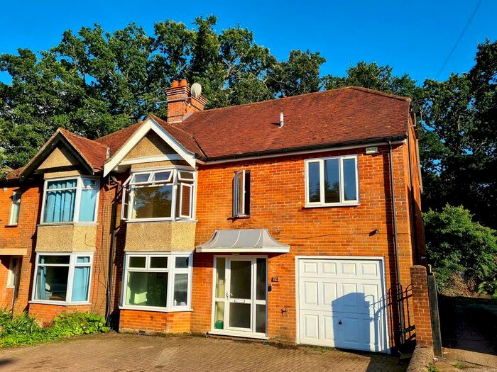 6 Bedroom Detached House To Rent In Burgess Road, Southampton, SO16