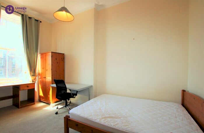 3 Bedroom Flat To Rent In Thirlestane Road, Marchmont, Edinburgh, EH9
