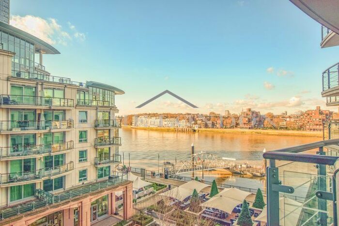 2 Bedroom Flat To Rent In Drake House, St George Wharf, Vauxhall, SW8