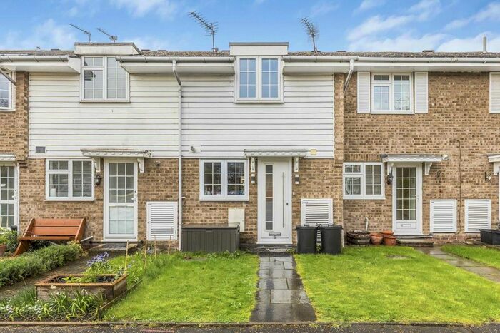 2 Bedroom Property To Rent In Tudor Gardens, Twickenham, TW1