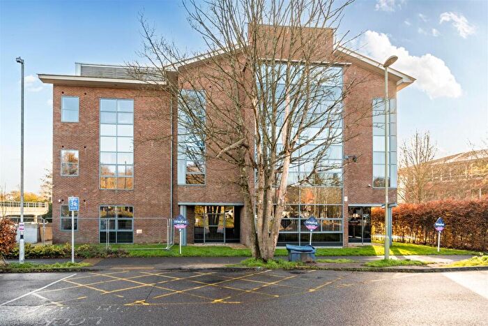 1 Bedroom Apartment To Rent In Sheila House Waterfront Fleet, GU51