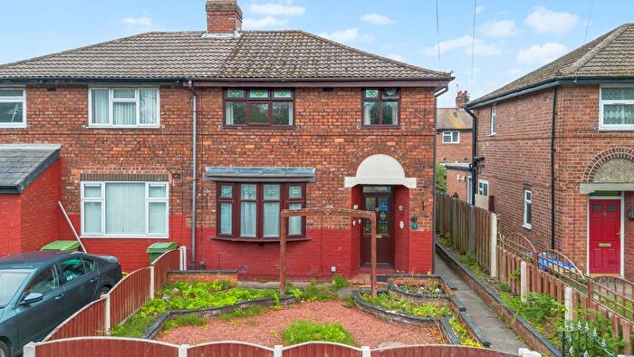 3 Bedroom Semi-Detached House For Sale In Haryngton Avenue, Bewsey, WA5