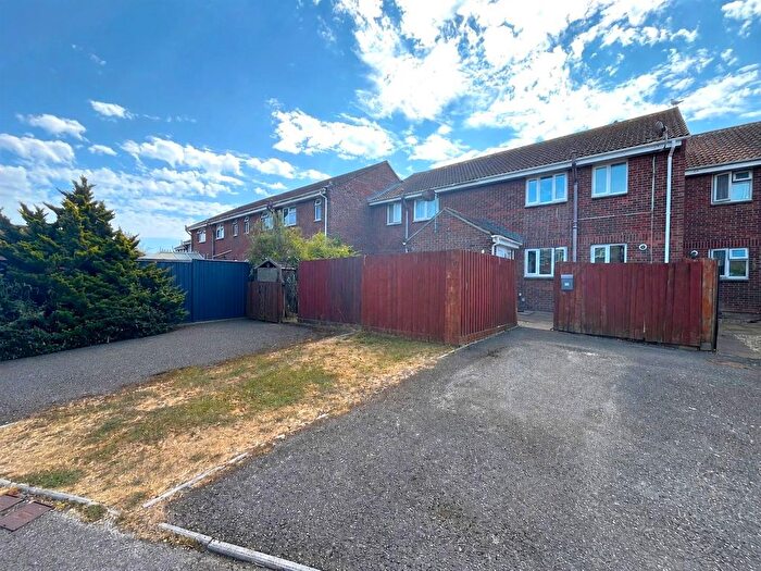 1 Bedroom Property For Sale In Sorrel Close, Lodmoor, DT4
