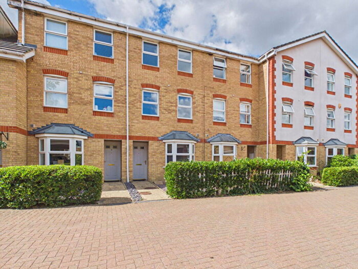 3 Bedroom Town House For Sale In Trinity Square, Horsham, West Sussex., RH13