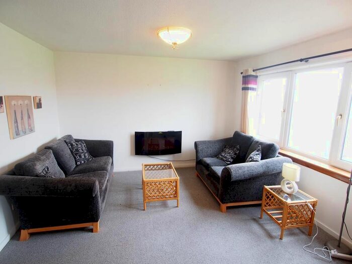 2 Bedroom Flat To Rent In Golf Road, Aberdeen, AB24