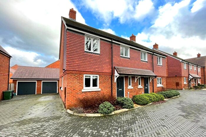 3 Bedroom Semi-Detached House For Sale In Headley Way, Ash, Surrey, GU12