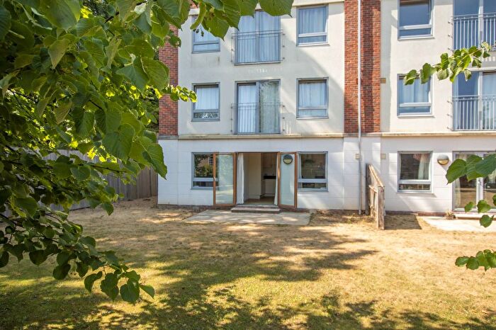 2 Bedroom Flat For Sale In Thorpe Road, Norwich, NR1