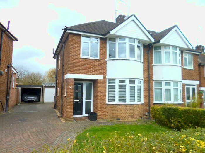 3 Bedroom Semi-Detached House To Rent In Mimms Hall Road, Potters Bar, EN6