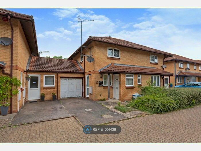 2 Bedroom Semi-Detached House To Rent In Farnham Court, Great Holm, Milton Keynes, MK8