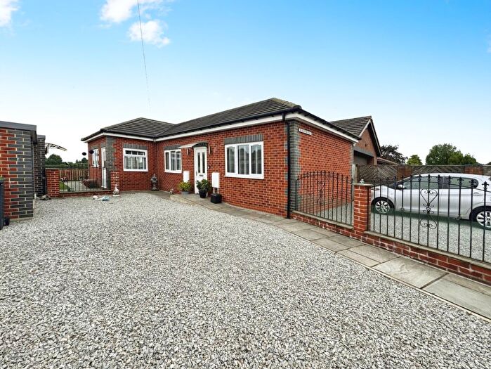 3 Bedroom Bungalow For Sale In Cleveland View, Coundon, Bishop Auckland, DL14