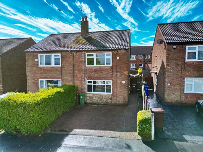 3 Bedroom Semi-Detached House For Sale In The Grange, Hyde, Greater Manchester, SK14