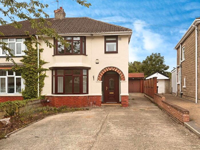 3 Bedroom Semi-Detached House To Rent In Merton Avenue, Swindon, Wiltshire, SN2