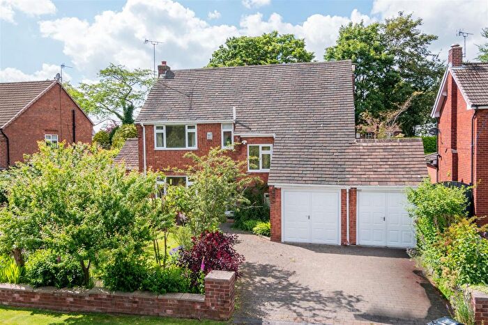 4 Bedroom Detached House For Sale In Churchfields, Bowdon, Altrincham, WA14