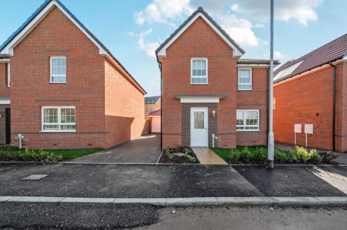 4 Bedroom Detached House To Rent In Parkin Close, ME20