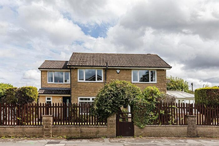 4 Bedroom Detached House For Sale In Tabbs Lane, Scholes, Cleckheaton, BD19