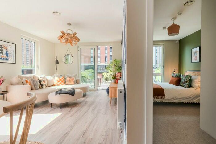 2 Bedroom Apartment For Sale In Railings, Middlewood Locks, M5