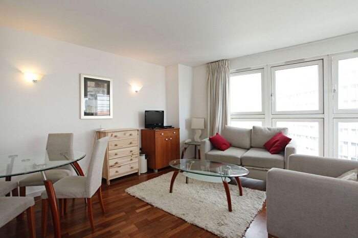 1 Bedroom Flat To Rent In New Providence, Canary Wharf, London, E14