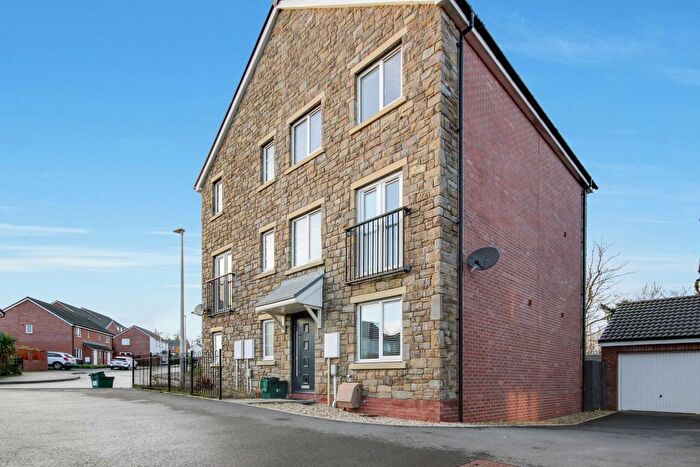 4 Bedroom Semi Detached House For Sale In Pincombe Road, Bideford, Devon, EX39