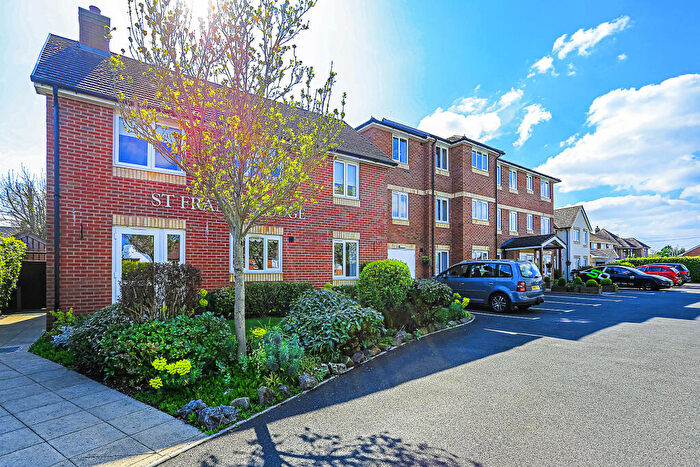 2 Bedroom Apartment For Sale In St. Francis Lodge, Cornyx Lane, Solihull, B91