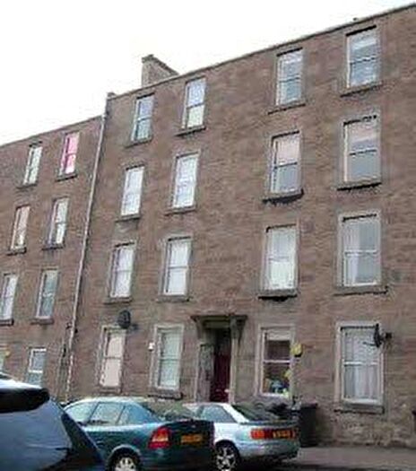 2 Bedroom Flat To Rent In Blackness Street, City Centre, Dundee, DD1