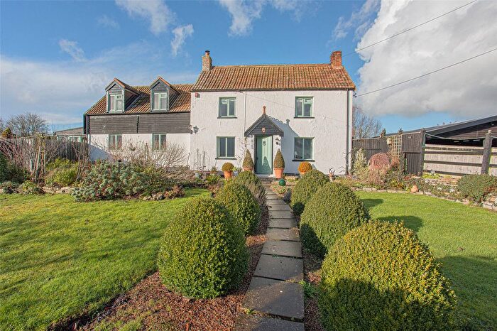 3 Bedroom Detached House For Sale In Athelney, Burrowbridge, Somerset, TA7